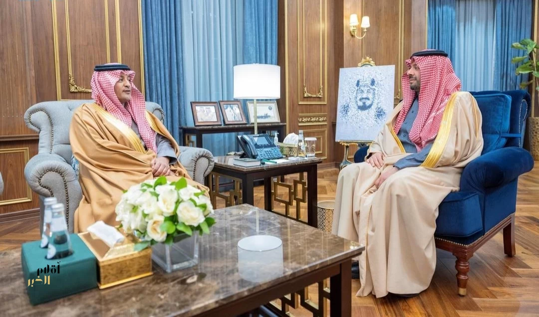 أمير الحدود الشمالية يستقبل رئيس فرع النيابة العامة بالمنطقة