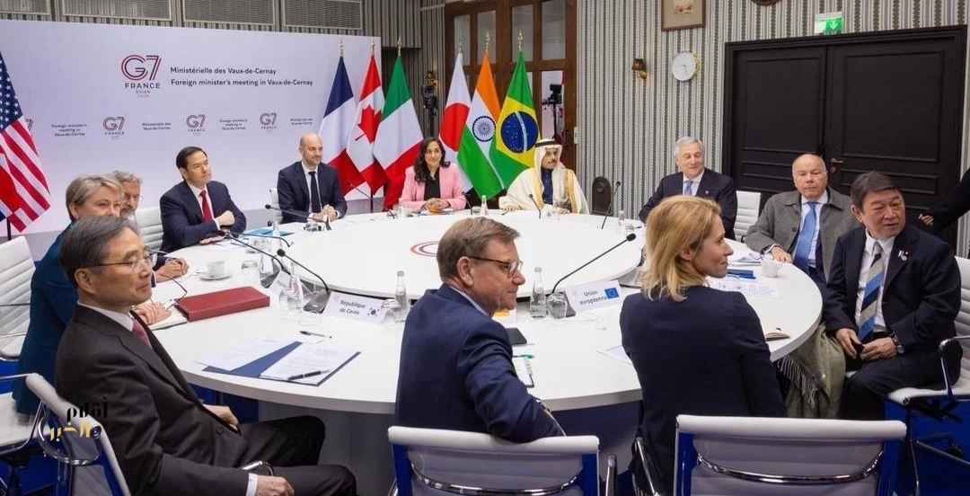 سمو وزير الخارجية يشارك في جلسة (التهديدات العابرة للحدود والسيادة)