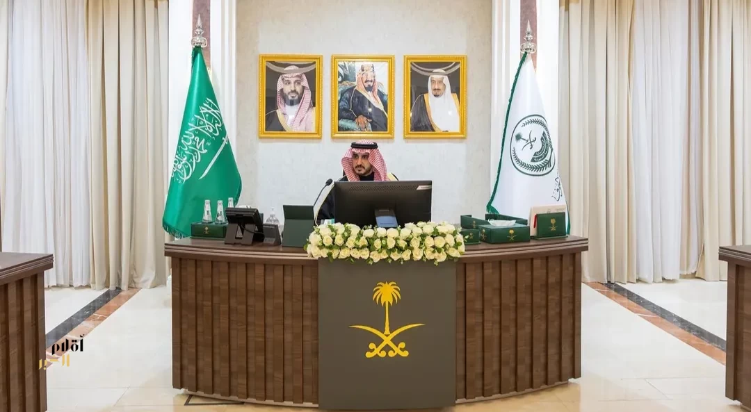 أمير منطقة الجوف يرأس اجتماع اللجنة التنسيقية العليا ويطّلع على إنجاز 21 مشروعًا تنمويًا خلال الربع الأول من 2026