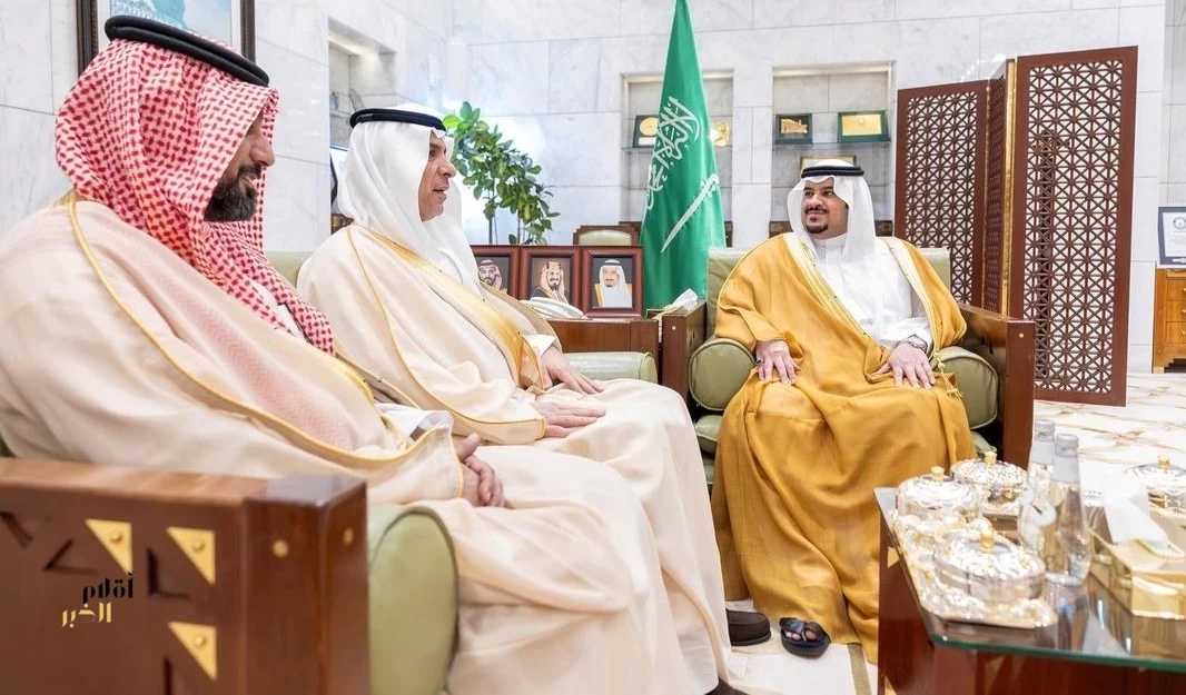 نائب أمير منطقة الرياض يستقبل الرئيس التنفيذي لهيئة الإذاعة والتلفزيون