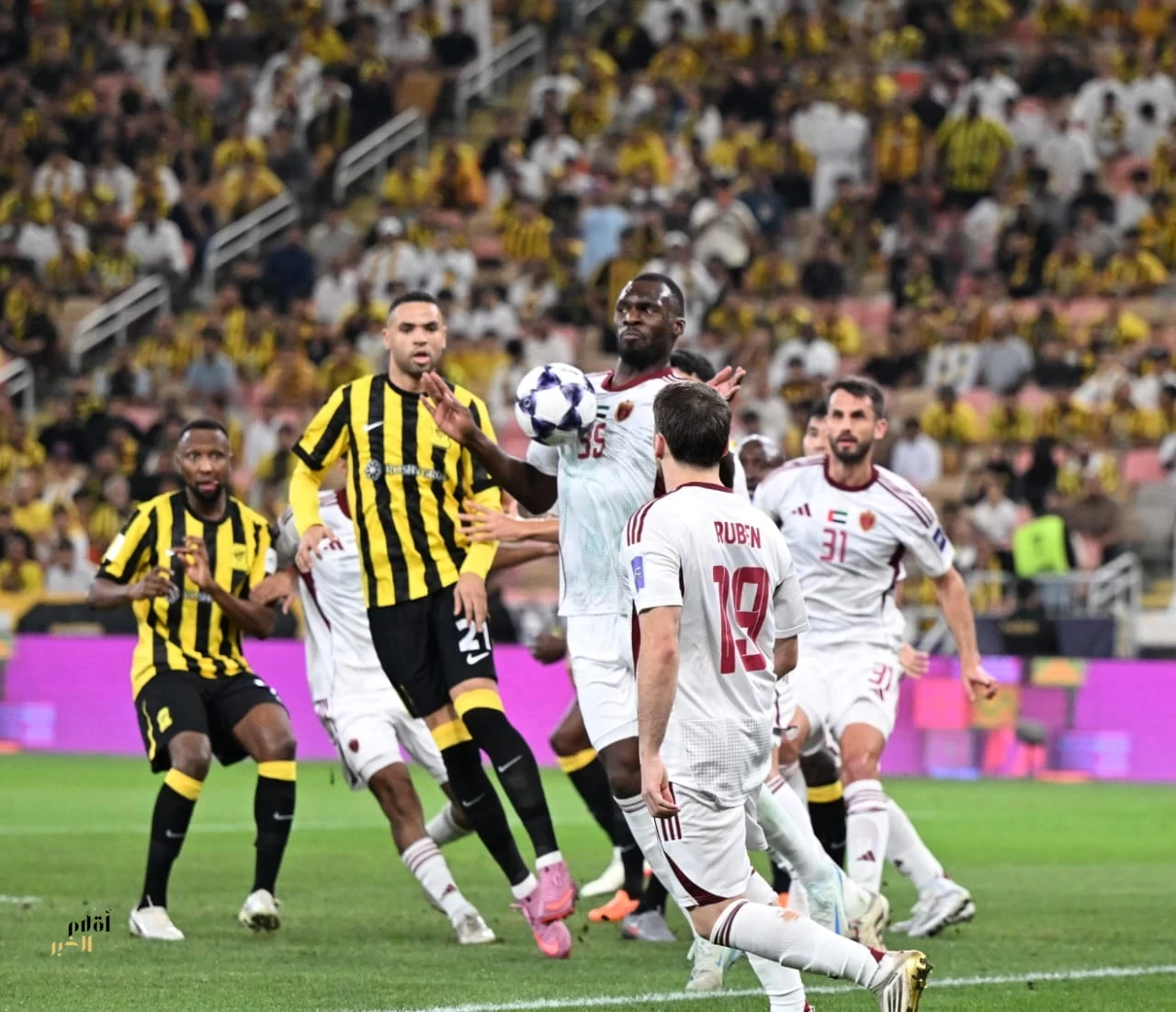 جزائية الدقيقة 120 تمنح الاتحاد تذكرة العبور لربع النهائي الآسيوي