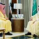 أمير المنطقة الشرقية يستقبل المدير العام لفرع وزارة الموارد البشرية والتنمية الاجتماعية بالمنطقة