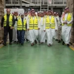 نائب وزير الصناعة والثروة المعدنية يتفقد عددًا من المصانع الوطنية في جازان
