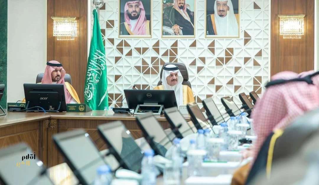 أمير المنطقة الشرقية يدشّن الخطة الإستراتيجية للإمارة لتعزيز كفاءة العمل المؤسسي