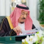 خادم الحرمين الشريفين يرأس جلسة مجلس الوزراء في جدة
