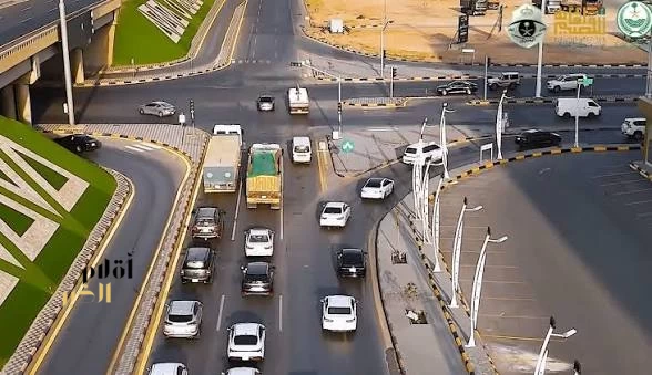 الإشارات الذكية تعزز انسيابية الحركة المرورية في بريدة