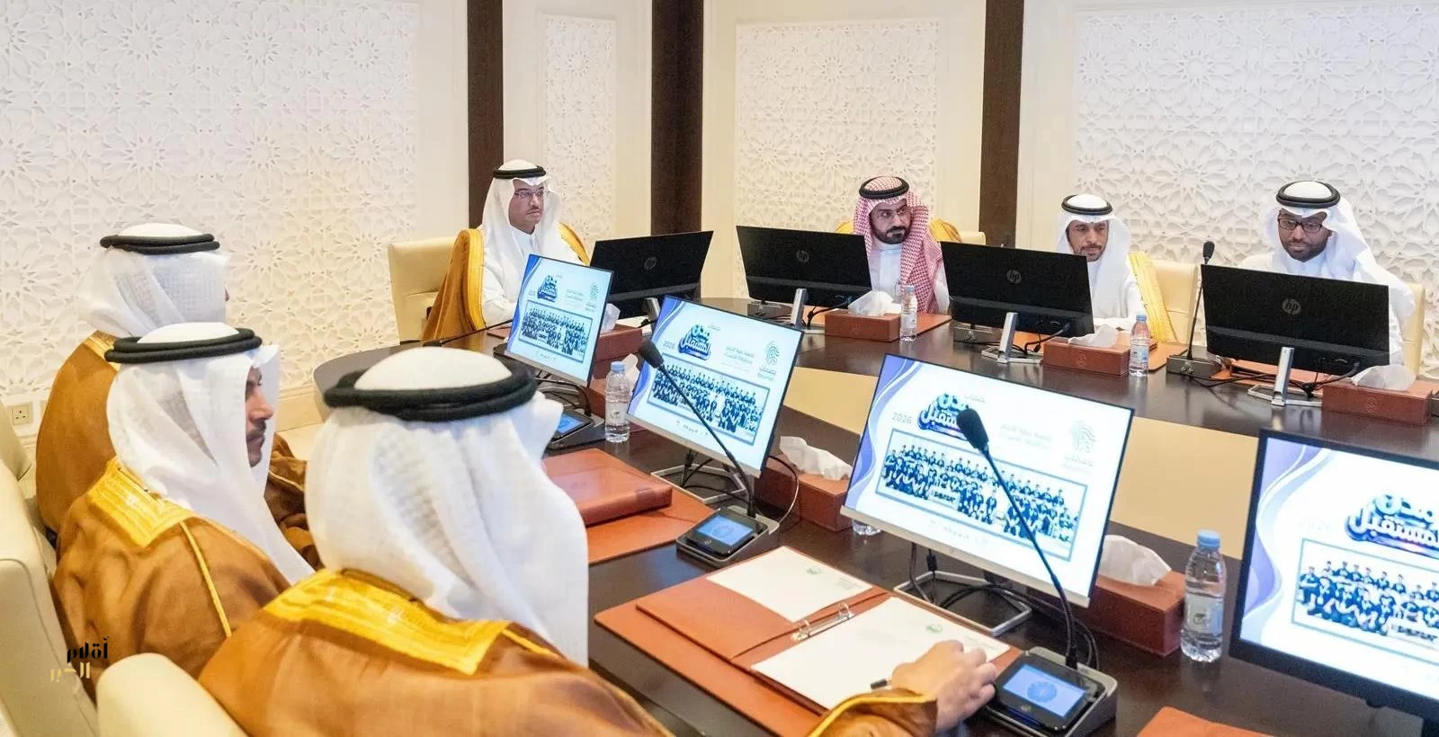 محافظ الأحساء يشيد ببرامج جمعية بصمات العلمية والإثرائية