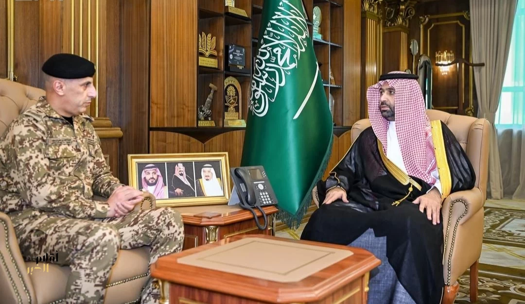 أمير منطقة جازان يستقبل المدير العام للمجاهدين