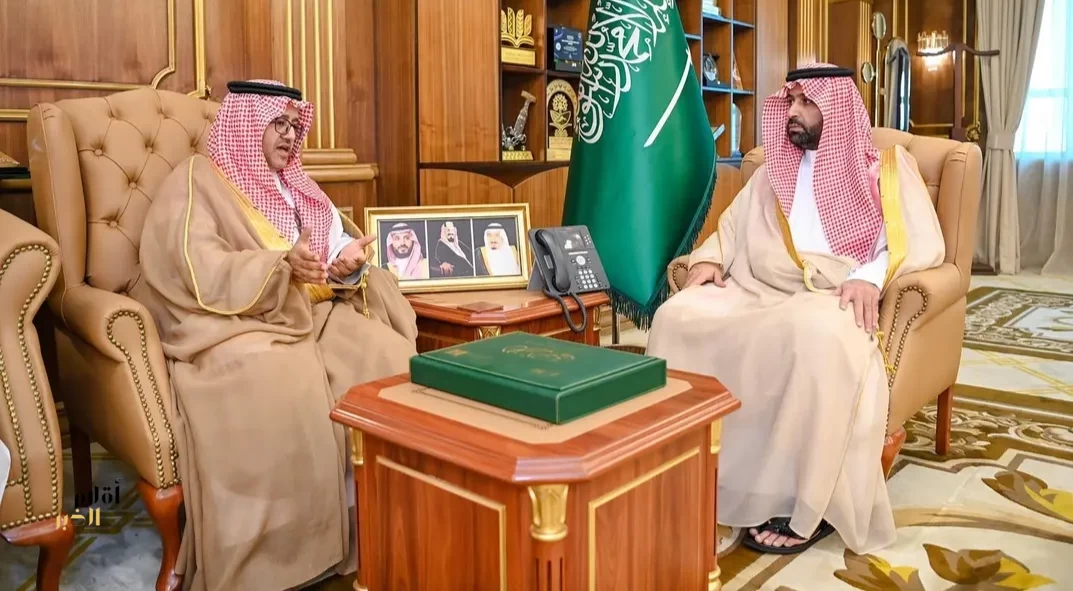 أمير جازان يطّلع على التقرير السنوي لفرع وزارة التجارة بالمنطقة لعام 2025