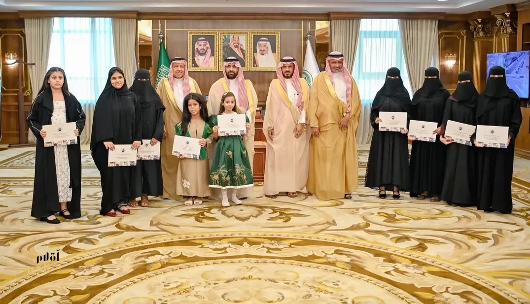 أمير منطقة جازان يكرّم الفائزين بجائزة الأميرة صيتة بنت عبدالعزيز للمواطنة المسؤولة