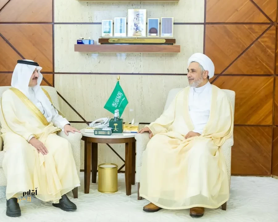 أمير الشرقية يستقبل قاضي الأوقاف والمواريث في محافظة القطيف