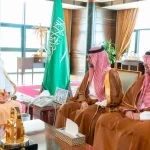 أمير تبوك يستقبل مدير عام فرع وزارة الصحة بالمنطقة والرئيس التنفيذي لتجمع تبوك الصحي