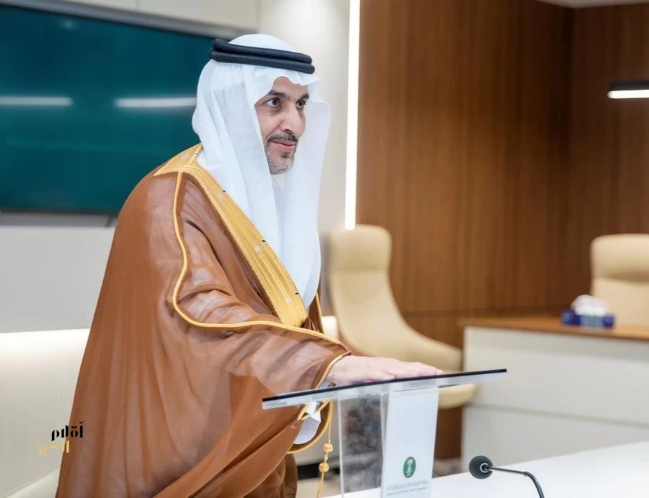 نائب وزير "البيئة" يدشّن مشروع المدارس الحقلية الرقمية
