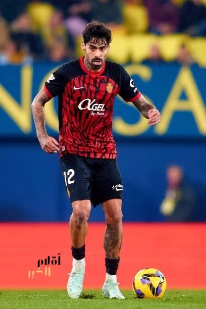 النصراويون يترقبون الإعلان عن صفقة كوستا