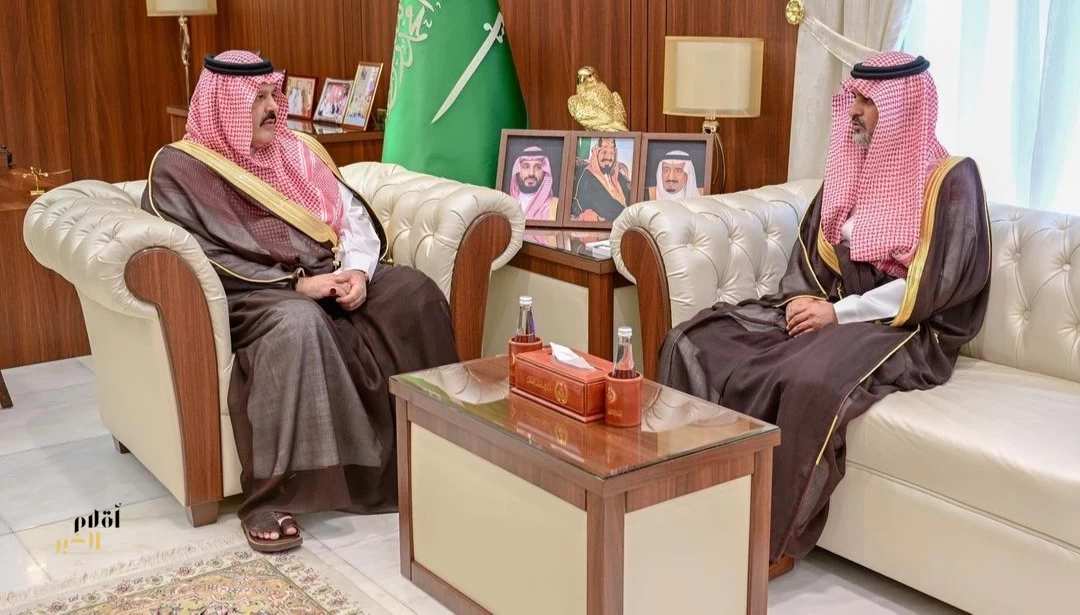 أمير حائل يستقبل مدير عام فرع وزارة الصحة بالمنطقة