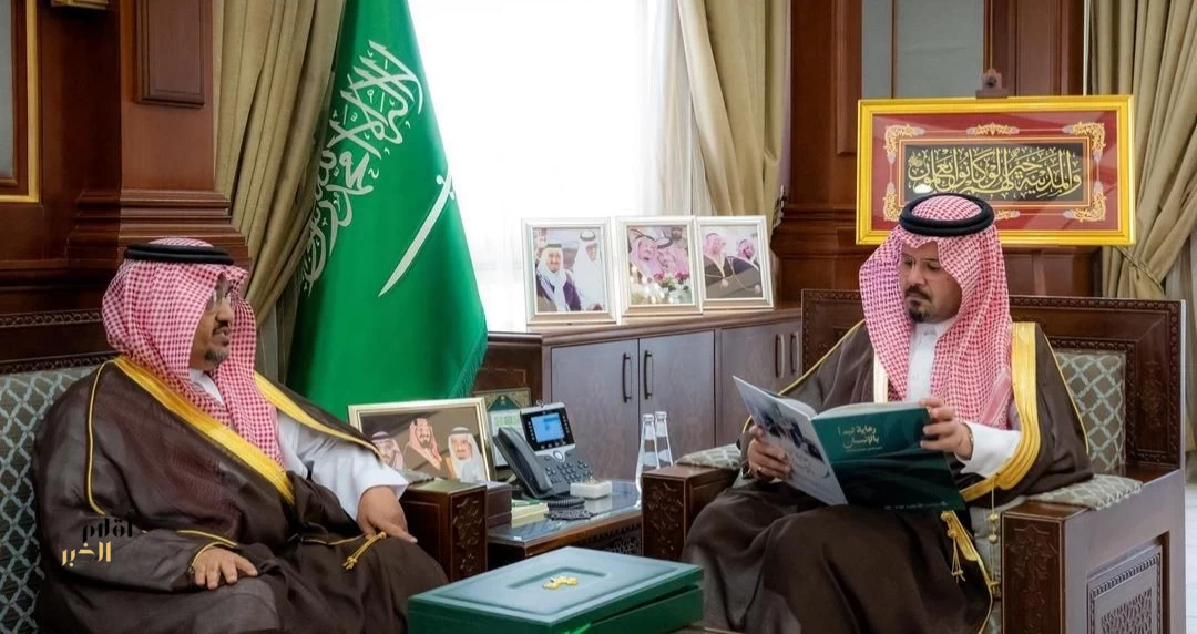 أمير المدينة المنورة يستقبل المدير العام لفرع وزارة الصحة بالمنطقة