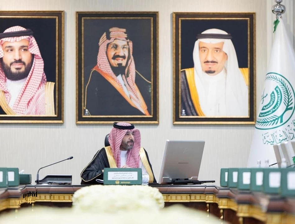 نائب أمير الحدود الشمالية يرأس اجتماع لجنة المسؤولية الاجتماعية بالمنطقة
