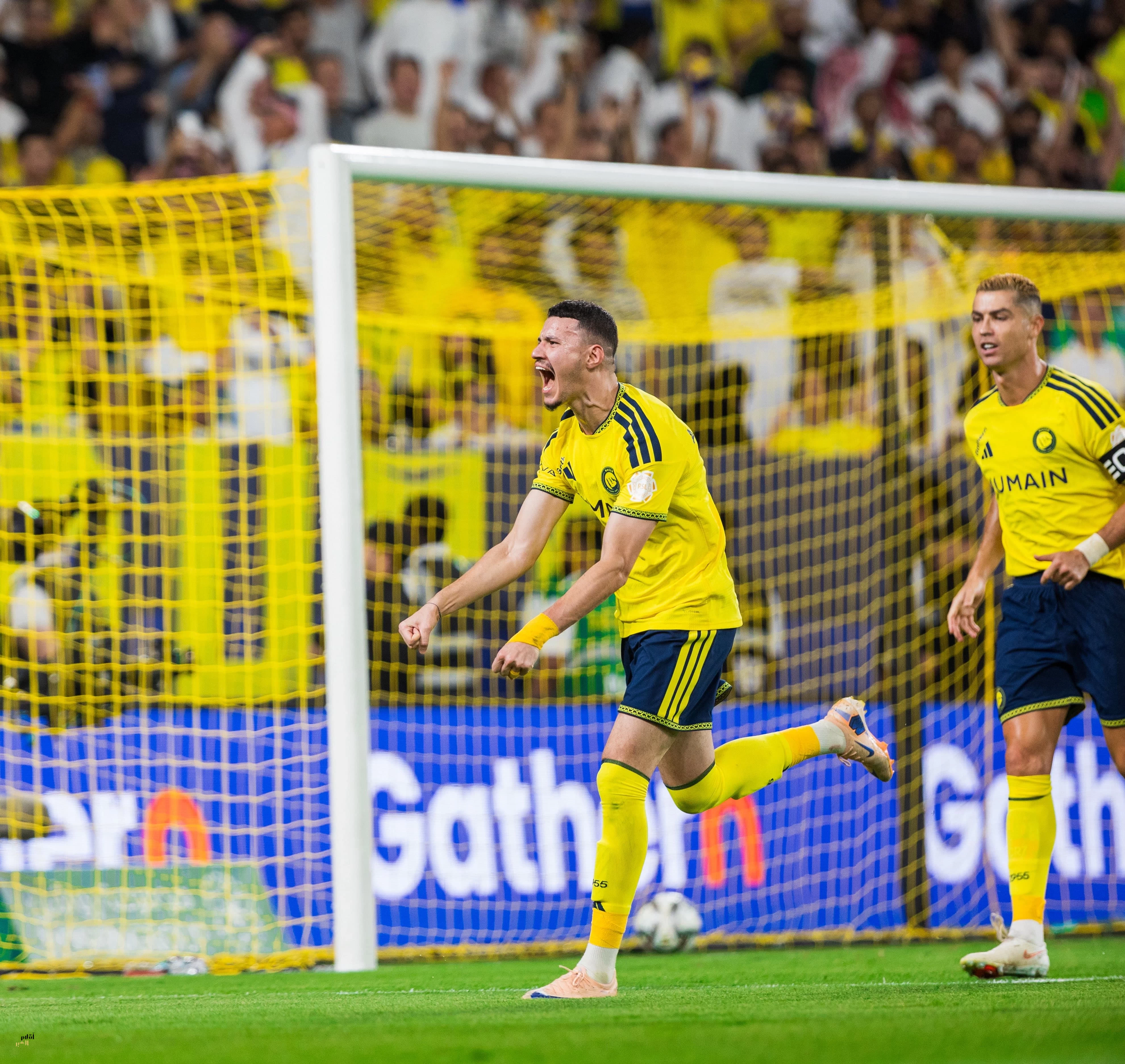 رونالدو والحمدان يشعلان سباق الصدارة.. والنصر يعبر أبها بصعوبة
