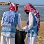 حرس الحدود ينفذ مبادرة تطوعية لتنظيف شواطئ محافظة الوجه بمنطقة تبوك