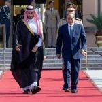 سمو ولي العهد يغادر القاهرة وفي مقدمة مودعيه الرئيس المصري