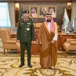 أمير جازان يقلّد مدير سجون المنطقة رتبته الجديدة