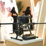 الدفاع المدني يستعرض طائرة دون طيار الهيثم الاستطلاعية في جناح وزارة الداخلية بمعرض الصقور والصيد 