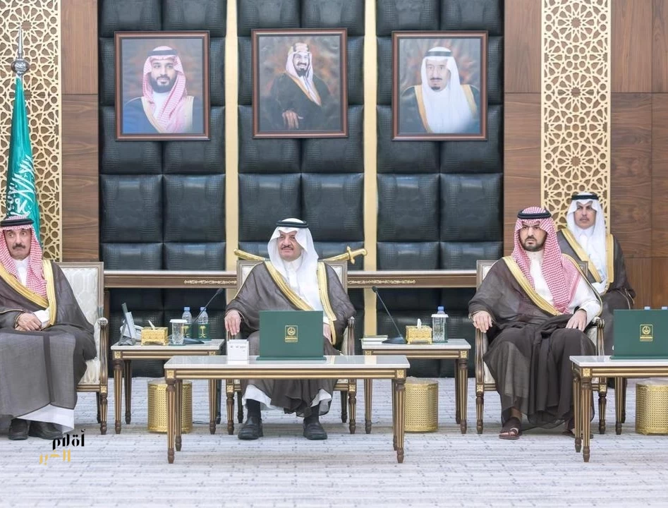 أمير الشرقية يطّلع على جهود البريد السعودي "سبل" بالمنطقة