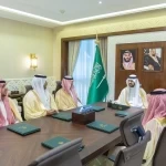 سمو نائب أمير المنطقة الشرقية يطّلع على مجسم "التلاقي"