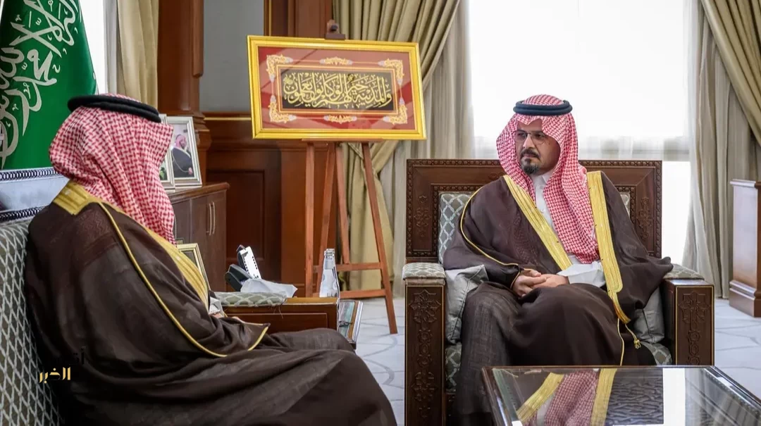 أمير المدينة المنورة يطّلع على مؤشرات الأداء الأكاديمي والبحثي للجامعة الإسلامية