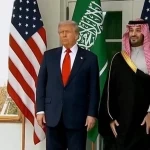 ولي العهد والرئيس الأميركي يلتقطان صورة تذكارية في البيت الأبيض قبل التوجّه إلى المكتب البيضاوي