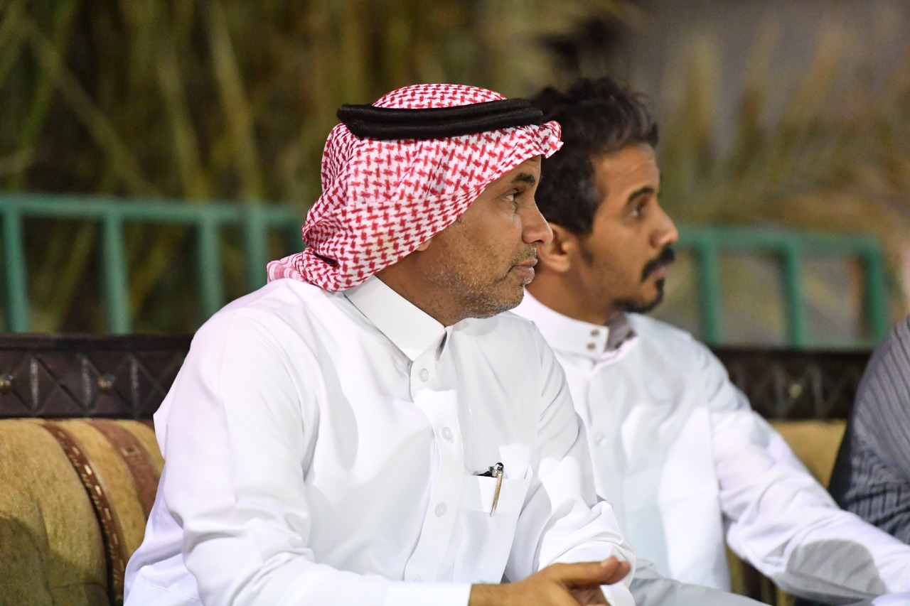 0E38DA3B-C703-450F-BA12-32D3F2473B66