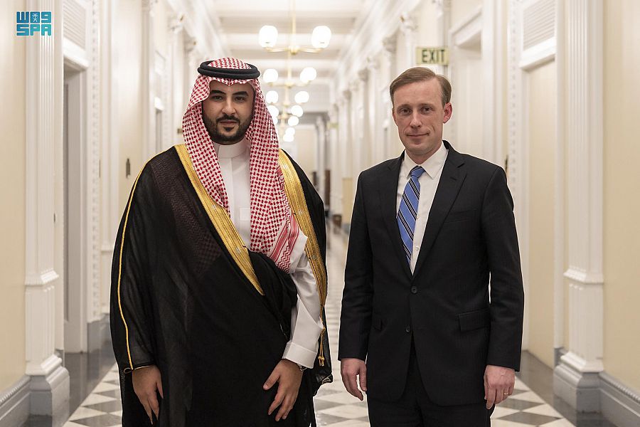 إنفاذًا لتوجيهات سمو ولي العهد.. سمو نائب وزير الدفاع يصل إلى واشنطن في زيارة رسمية ويلتقي مستشار الأمن القومي الأمريكي