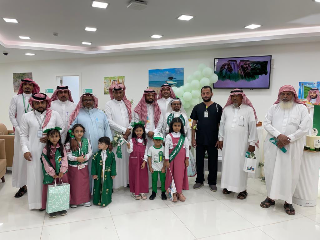 مركز صحي الجعدية يحتفل باليوم الوطني 92 ويكرم أبناء الشهداء
