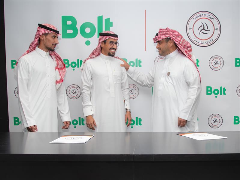 16A037DB-9A25-4F7E-A56B-14E17EC2A685