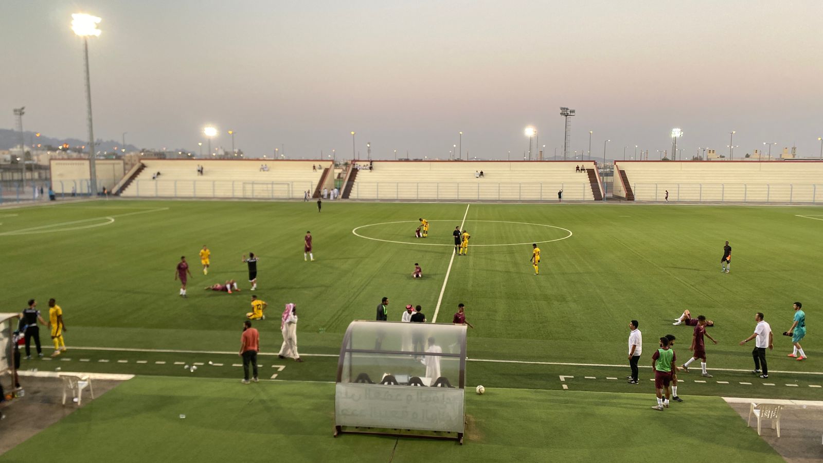 في اول مبارياته دورياً   .... الحائط يقتنص نقطة من قفار