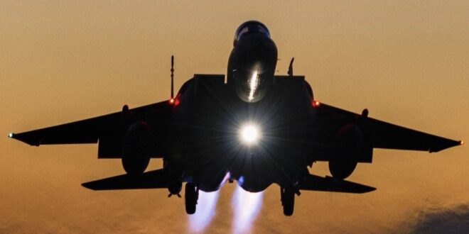 "التحالف": يعلن عن بدء الضربات الجوية لمعاقل الحوثيين بمدينة الحديدة