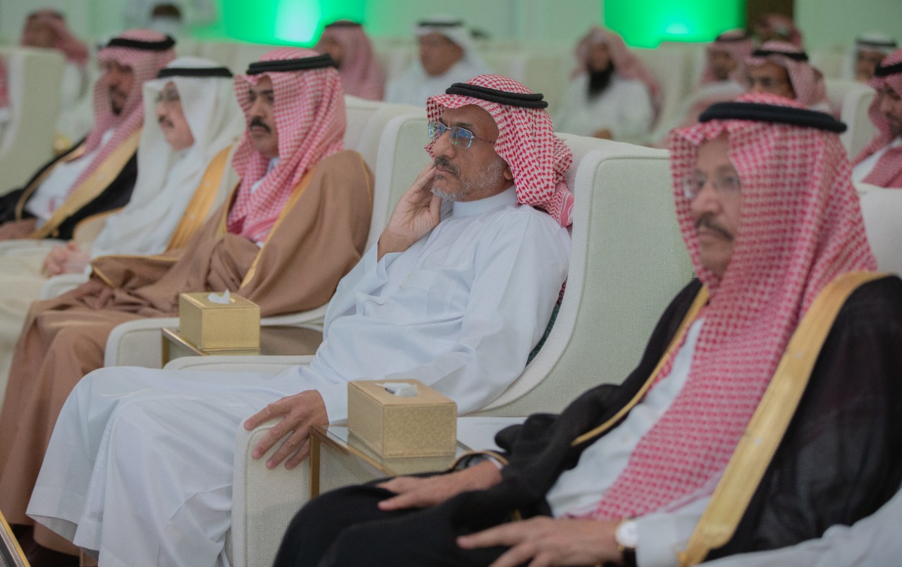 2000B986-A99D-45C0-9C95-5C643DF4FDCA