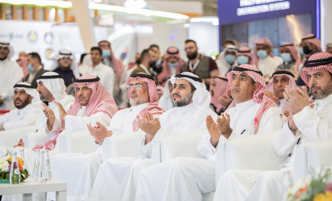 3119DC28-AE66-42CD-8DF1-44DD045F52C1