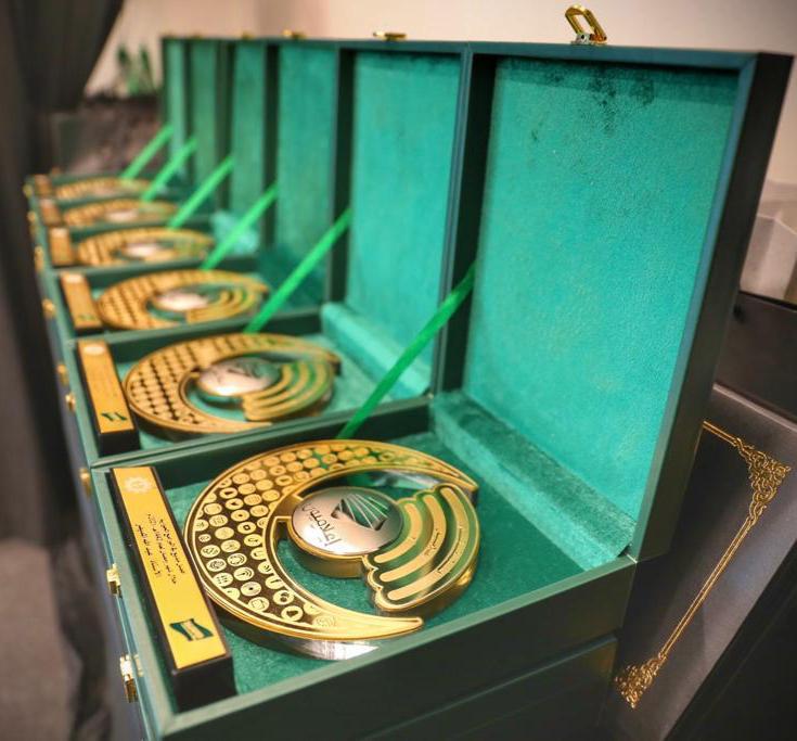 40F6B335-18D3-4676-A13A-2FDCD36AEBF8