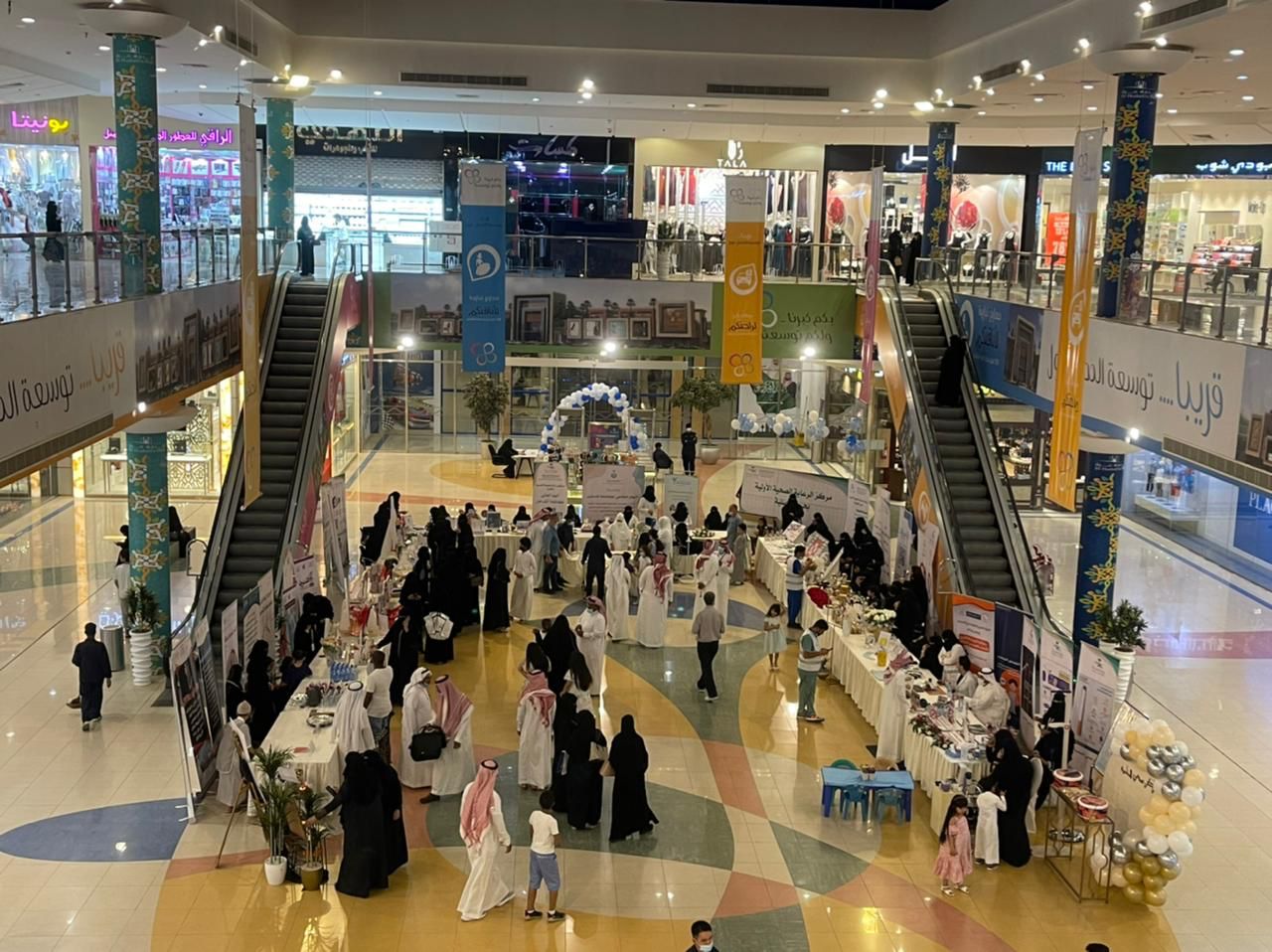 490C4D6B-3775-4A7F-AF9A-B301C47C0555