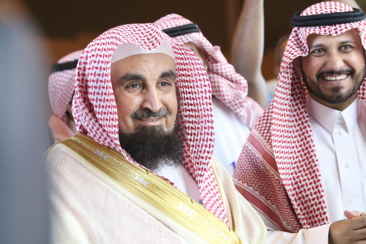 4E0E894E-327B-45BC-9433-D8703AD08630