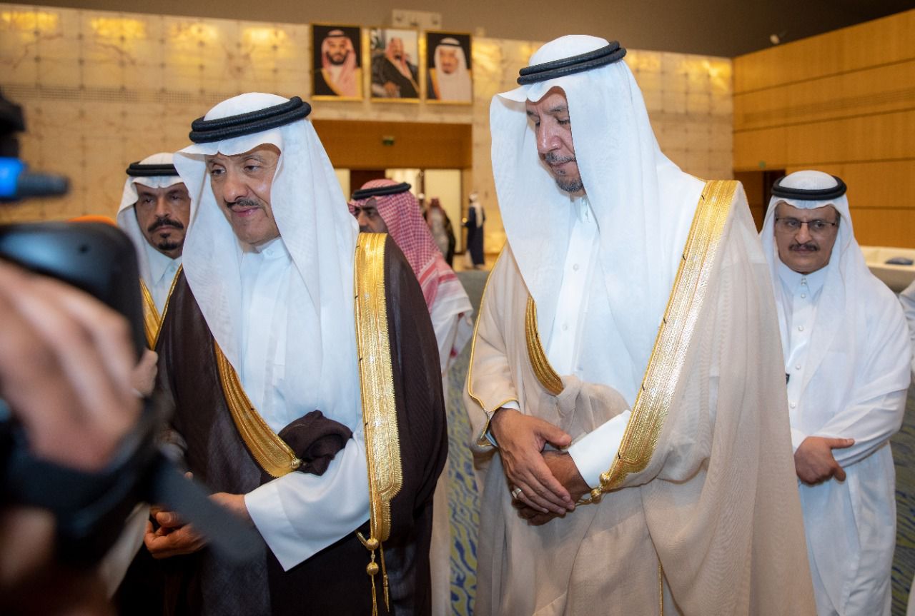 54EC20F9-872C-423C-B9D2-9C8892D729F5