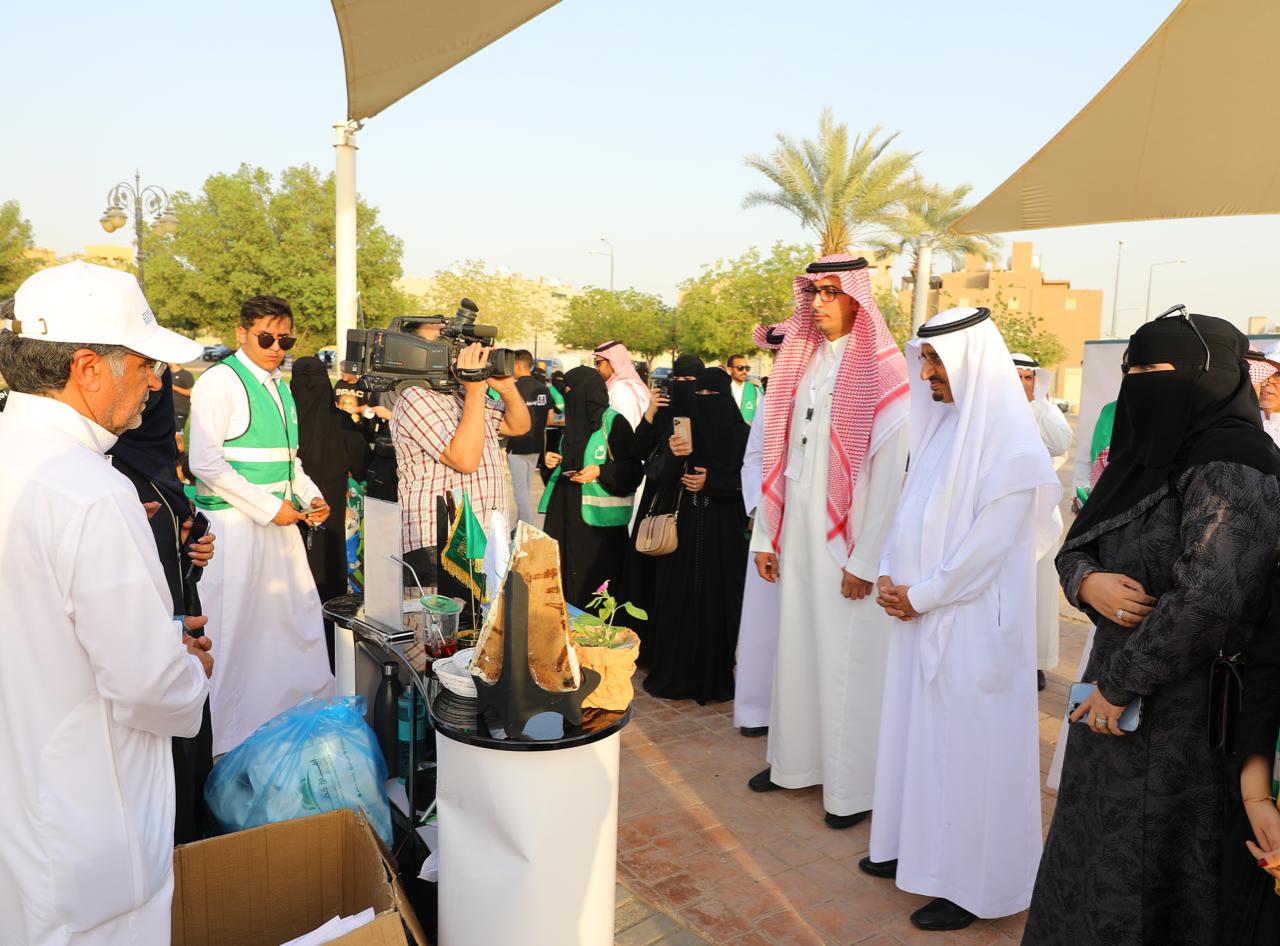 إطلاق مبادرة بأيادي إنسان لغرس 2000  شتلة بشمال الرياض