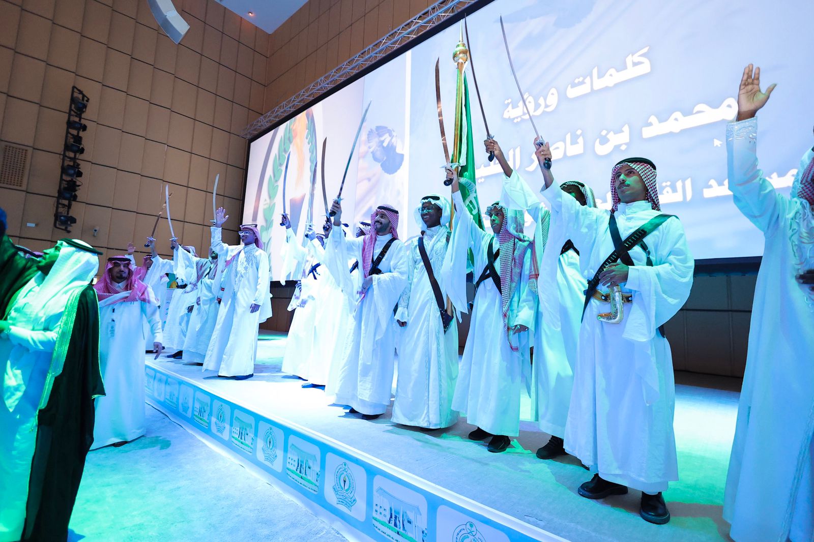 66DA1BA7-8857-43AF-BF5A-CC31D4EF5DF7