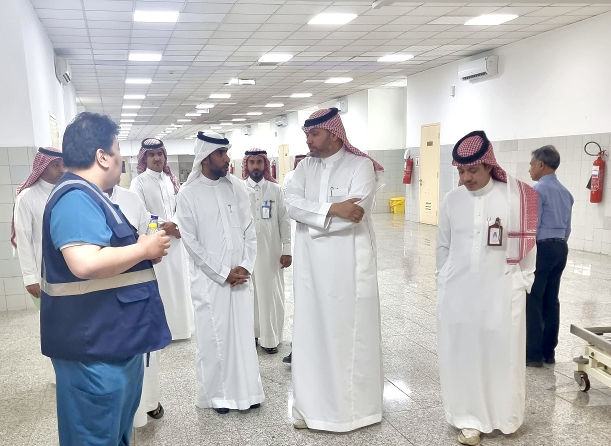 وكيل الصحة المساعد للشؤون الهندسية والصيانة يتفقد مجمع الطوارئ بالمعصيم