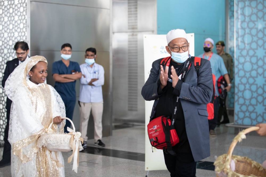 الخطوطُ السعوديةُ تستقبلُ طلائعَ رحلاتِ الحج وترفعُ استعداداتِها لموسم الحج