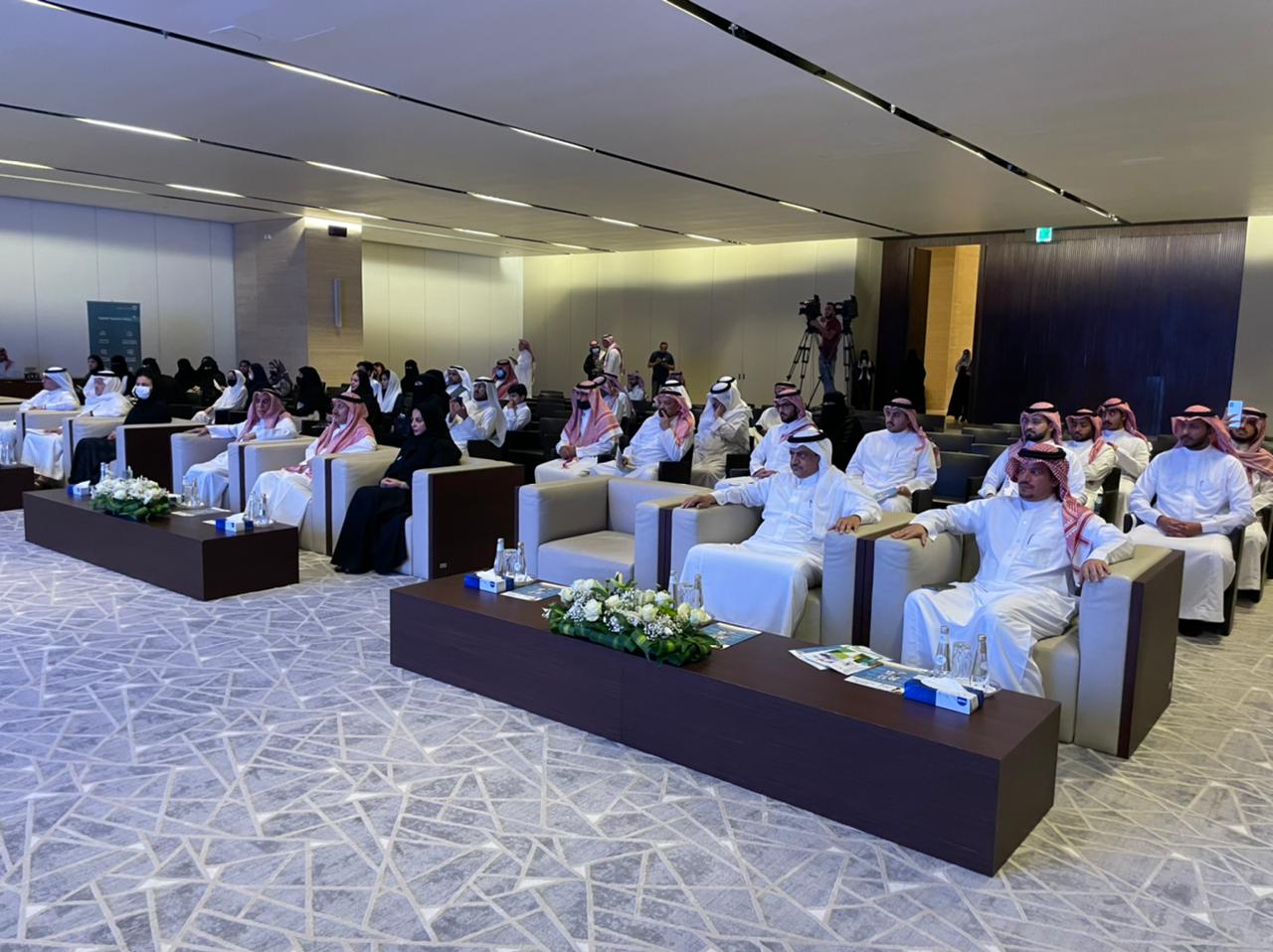 7BD396F3-EA51-41DC-BB88-83B6CFEF0C6A