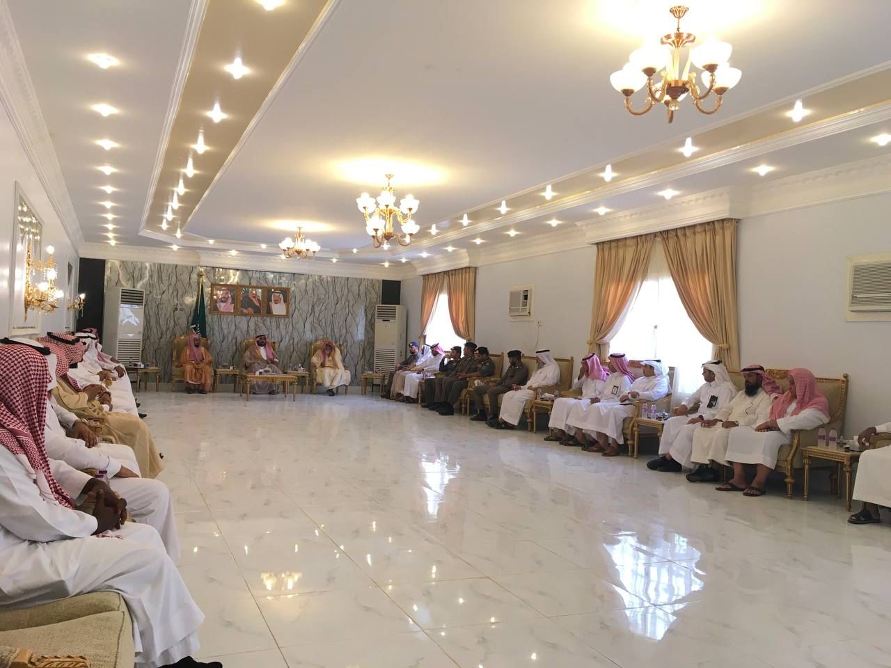 7D584913-F418-4FDD-ADCB-2F2350F9BFB7