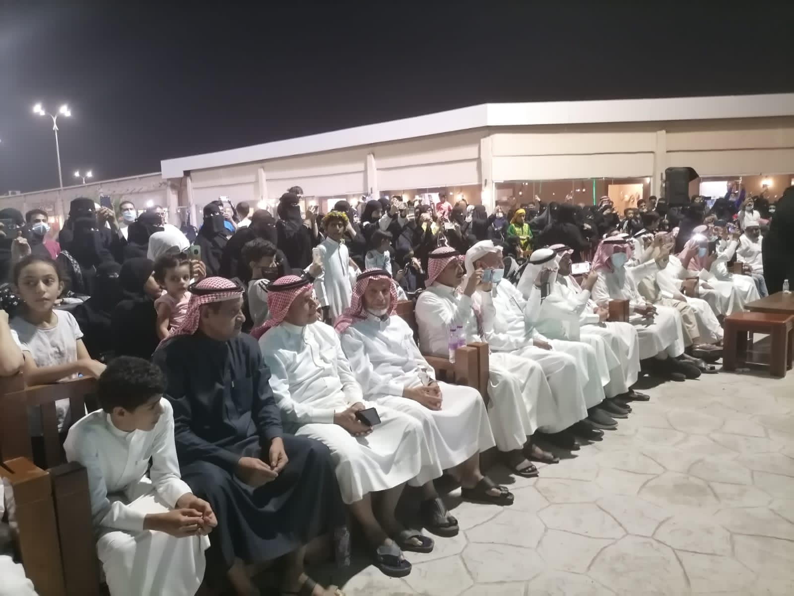 810377C5-4198-4395-B068-4A3BC6A08BE9