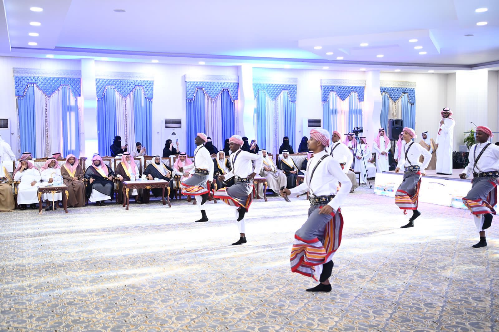 83691B7F-1597-4FF8-A4EF-7BEEA8484827